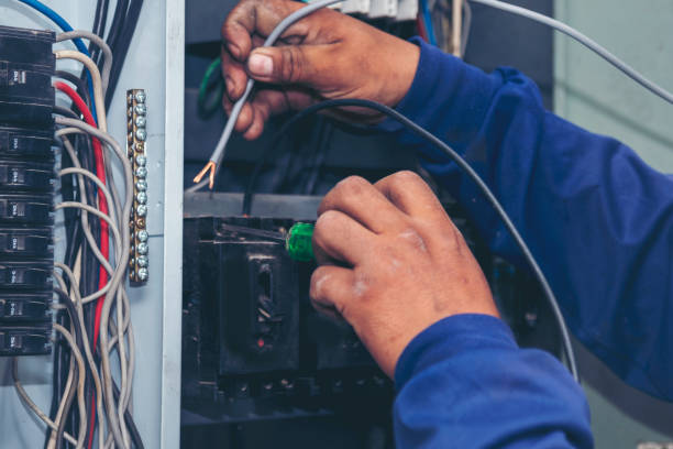Best Local Electrician Companies  in Newark, OH